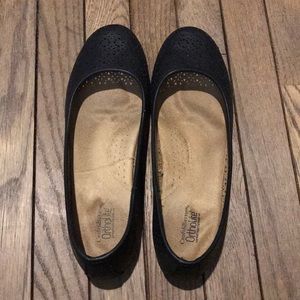 Black Flats
